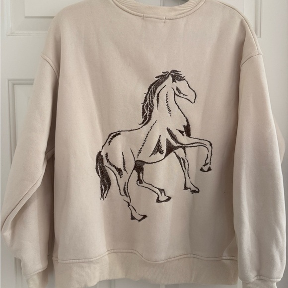 BAILEY ROSE Good Luck Horseshoe embroidered sweatshirt in Cream and Brown - Picture 7 of 12